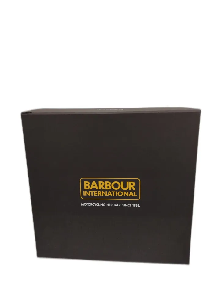 Cappello e Sciarpa  in Maglia Barbour International