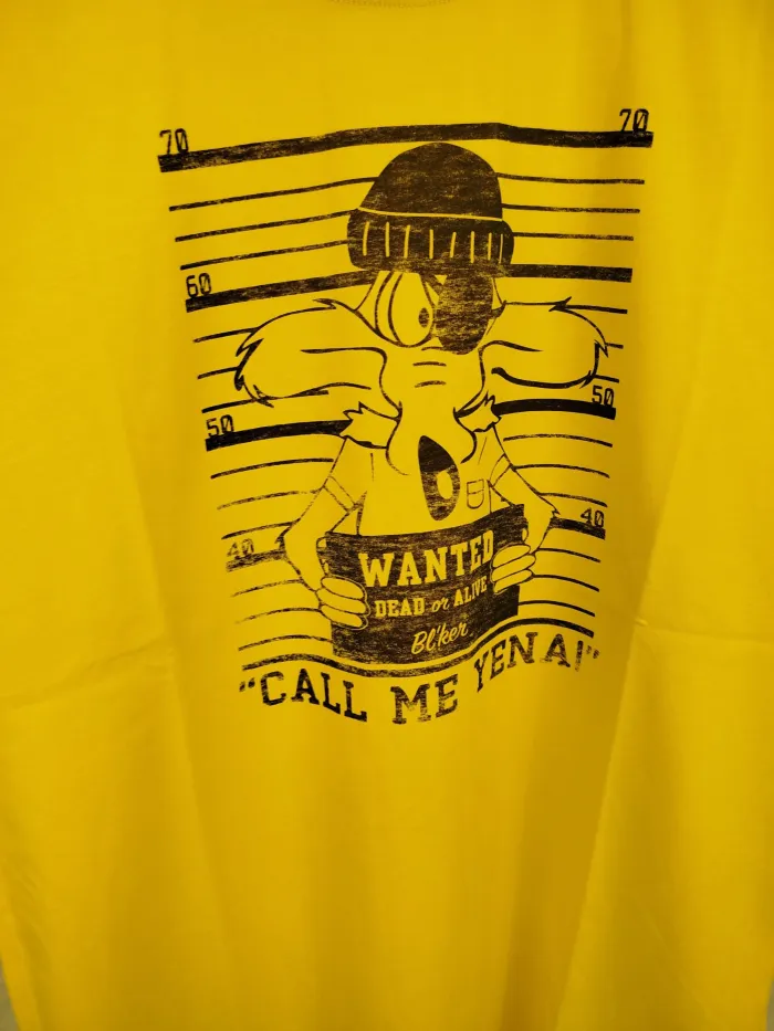 Bl'ker T-shirt gialla 'Call Me Yena'