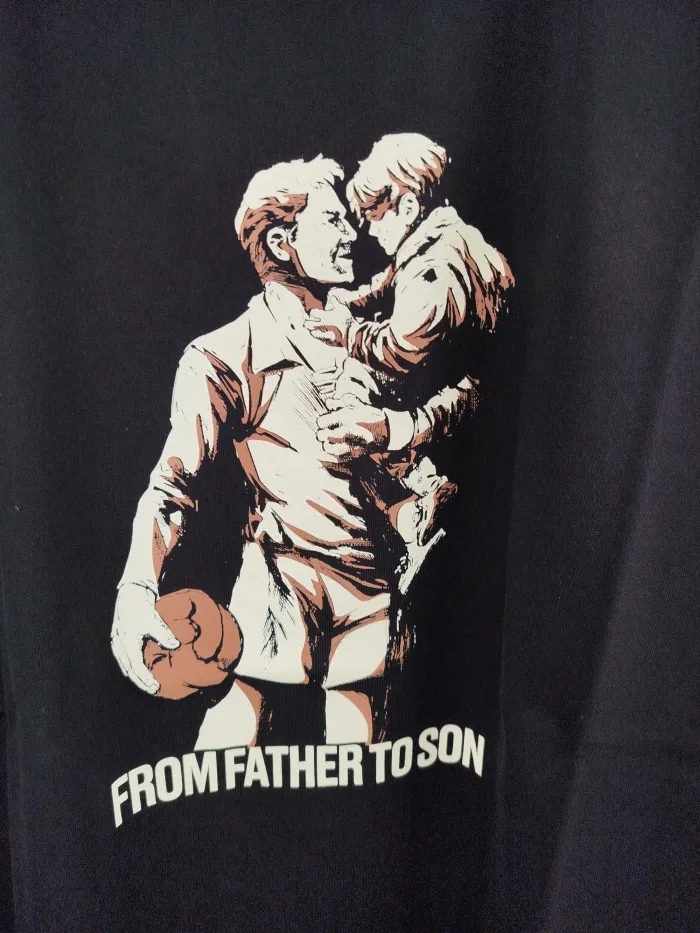 Three-Stroke T-ahirtbFrom Father to Son nera